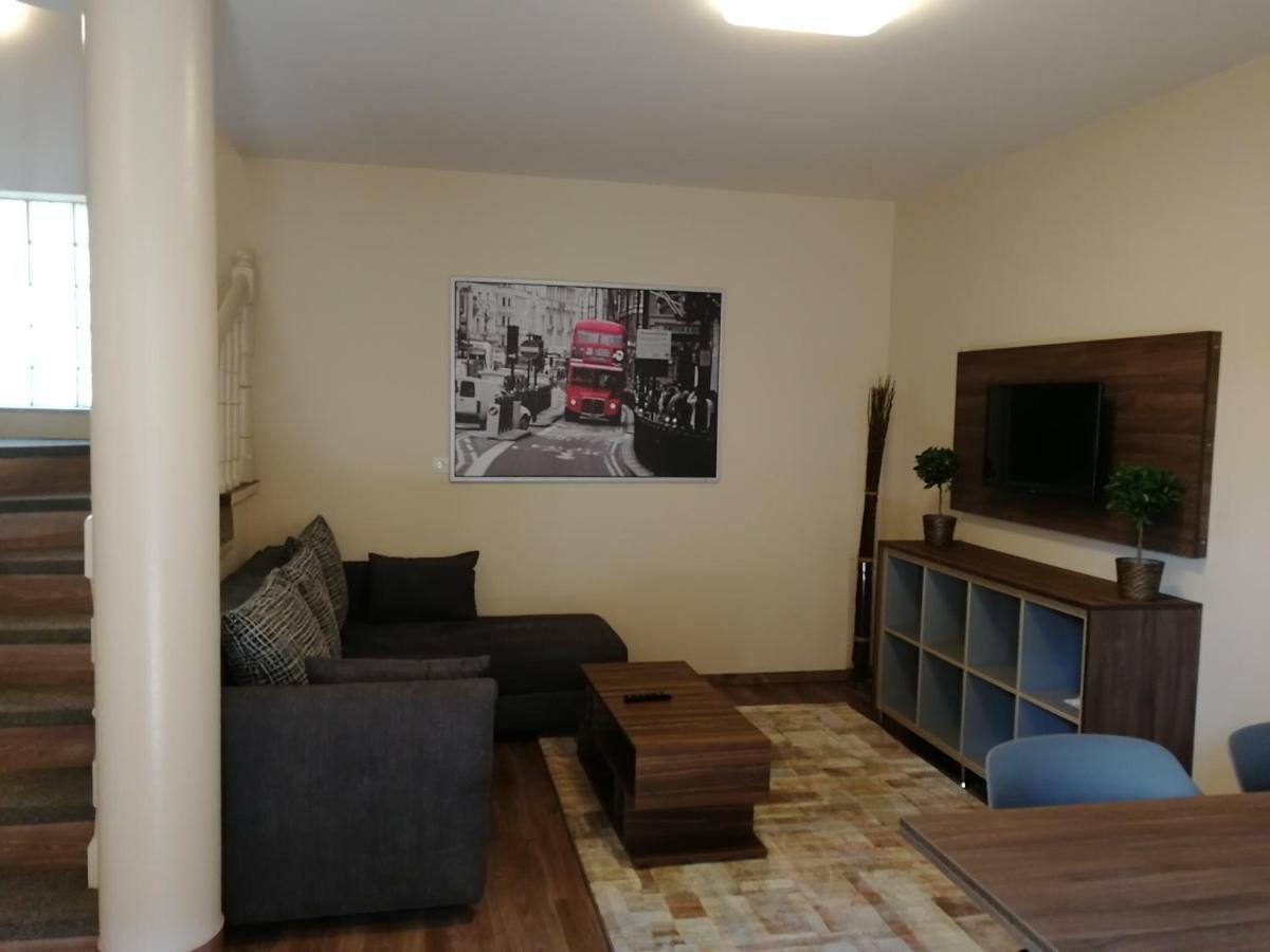 Ovar Apartman Mosonmagyaróvár Eksteriør bilde